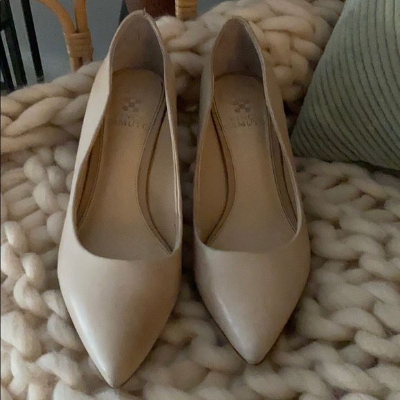 Vince Camuto Juanita nude heels - Picture 9 of 10